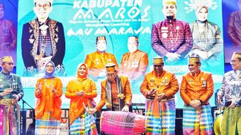 Kenalkan Warisan Budaya ke Dunia, Menbud Fadli Zon Buka Festival Gau Maraja Leang-Leang    
